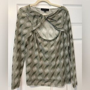 Eloquii NWOT Mesh Twist Front Printed Top Size 14/16